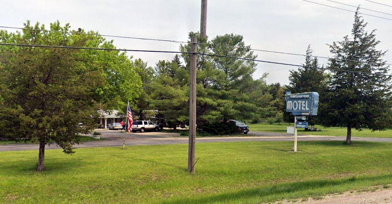 Pontchartrain Motel - Street View (newer photo)